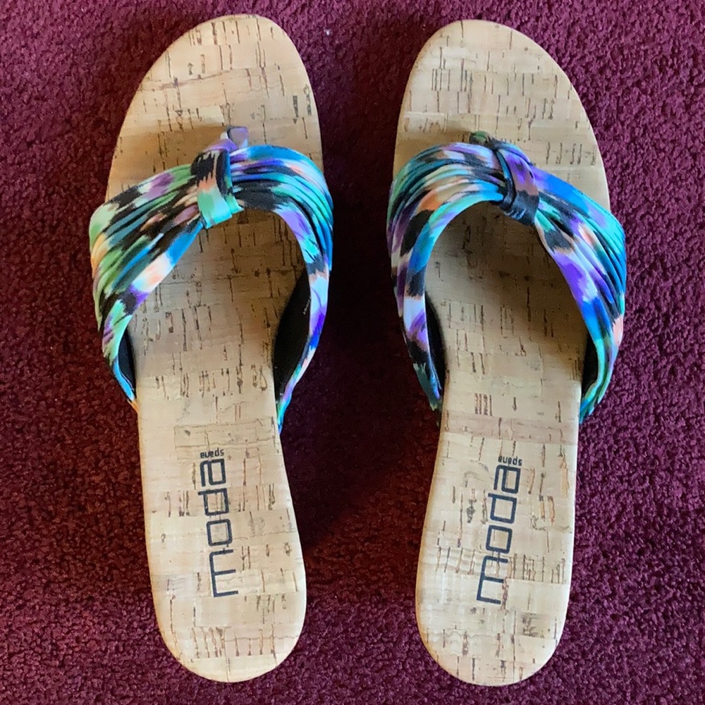 Moda Sandals